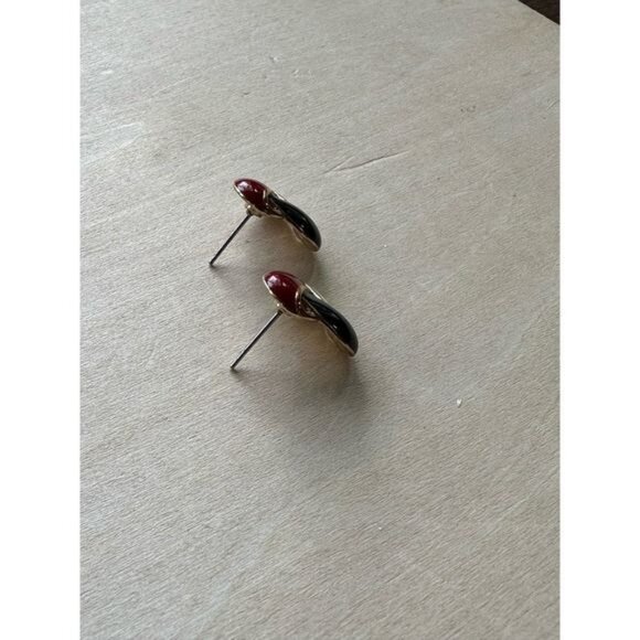 Vintage Red Black & White Enamel Knot Clip-On Earrings Gold-Tone Finish - Picture 6 of 15